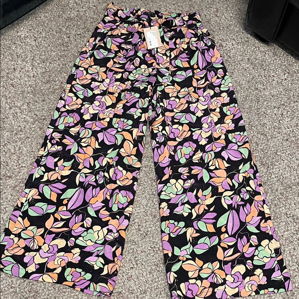 Frnch Paris Floral Wide-Leg high rise belted Pants- nwt